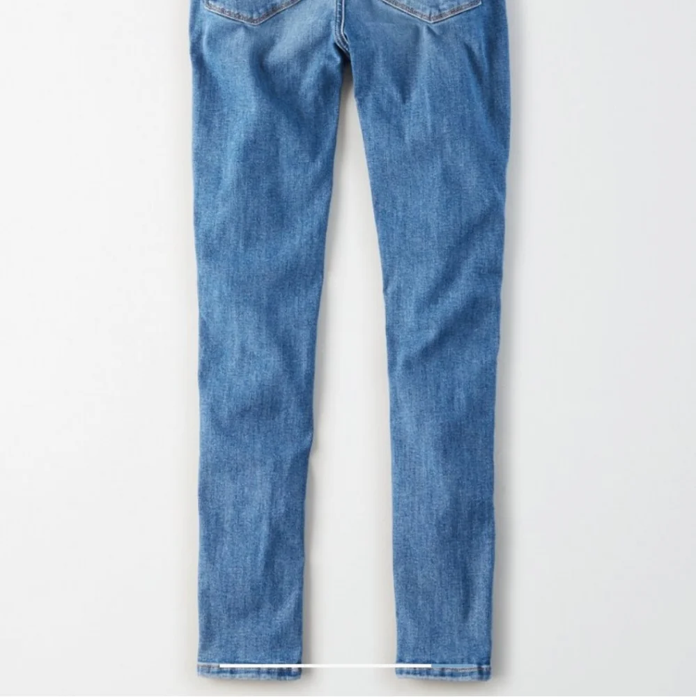 Jeans - Picture 2 of 4
